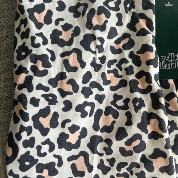 New Leggings Size Small NWT - Picture 7 of 8
